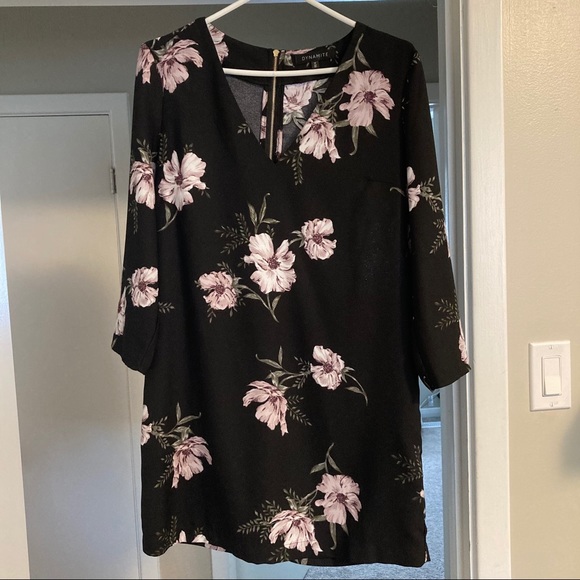 Dynamite 3/4 sleeve dress - Picture 1 of 2